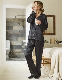 Satin Pyjamas Black